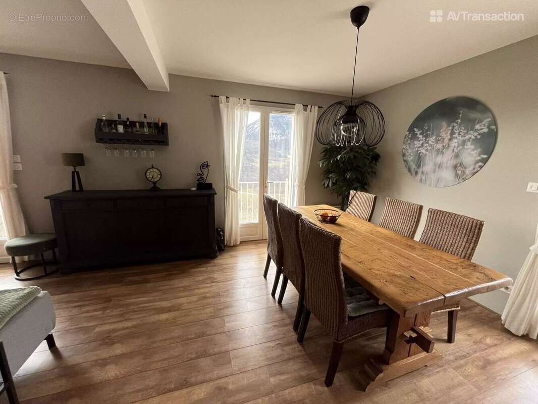 Maison à ASPRES-LES-CORPS