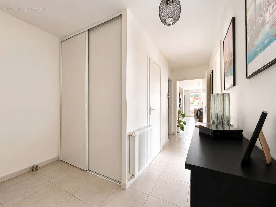 Appartement T4  Dernier étage avec grande terrasse plein sud à Quint-Fonsegrives ! - photo 8