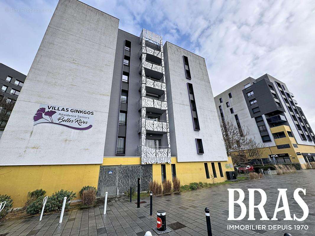 Appartement à REZE