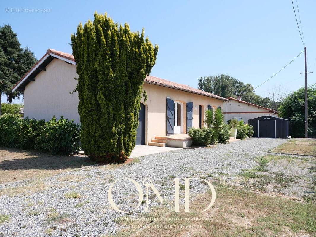 Maison 78 m² à Longages  - photo 2
