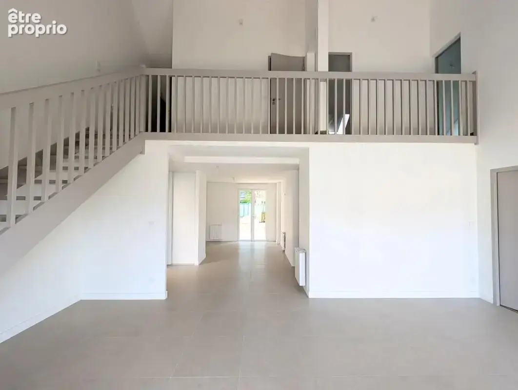 Maison de 6 pièces de 125 m² à Sainte-Luce-sur-Loire - photo 2