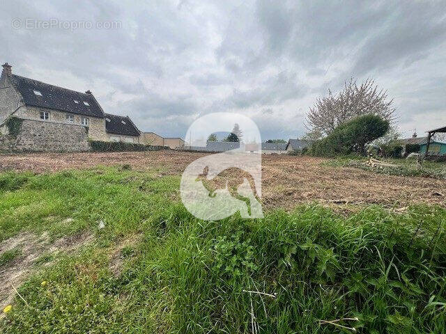 Terrain à SOISSONS