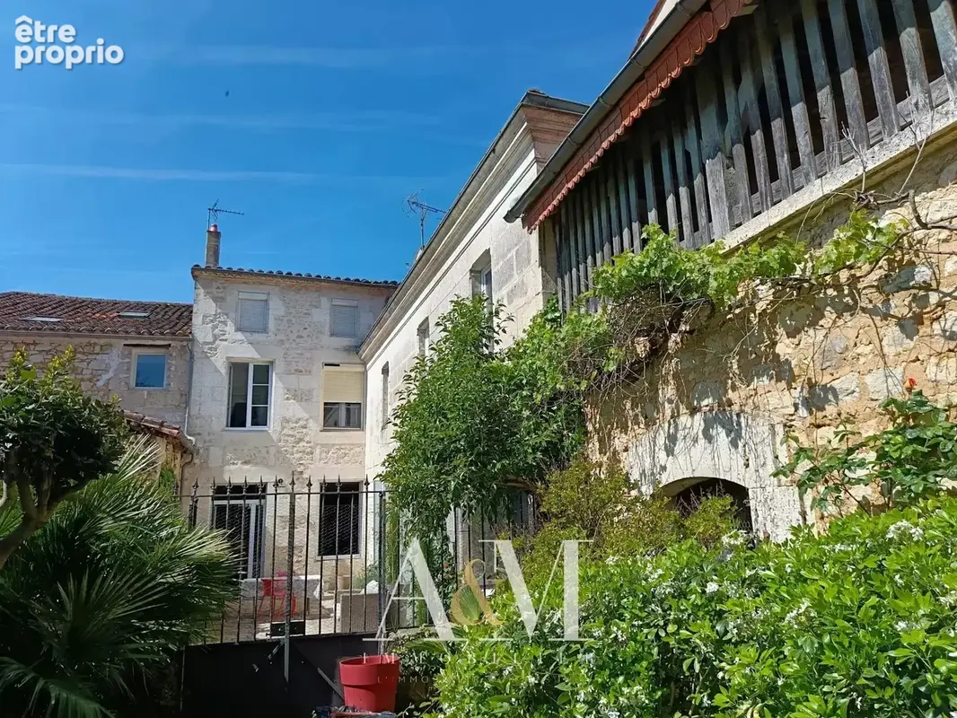 Maison à LA ROCHEFOUCAULD