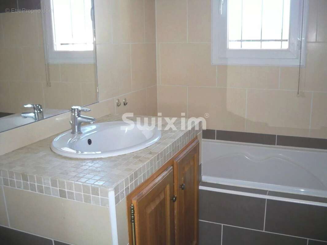 Appartement à SAINT-MARTIN-D'ARDECHE