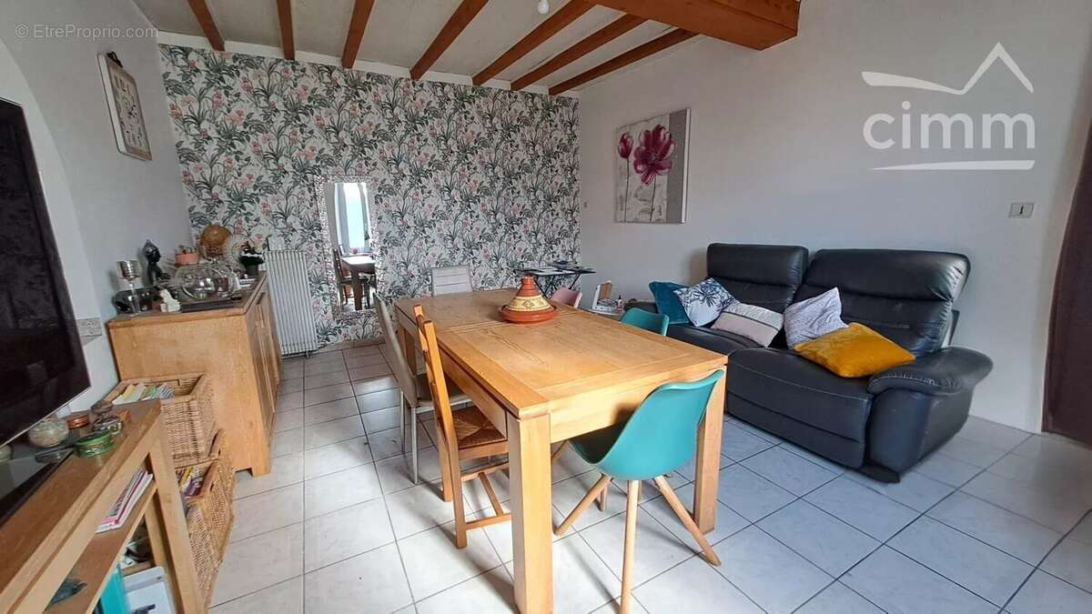Maison à RUY