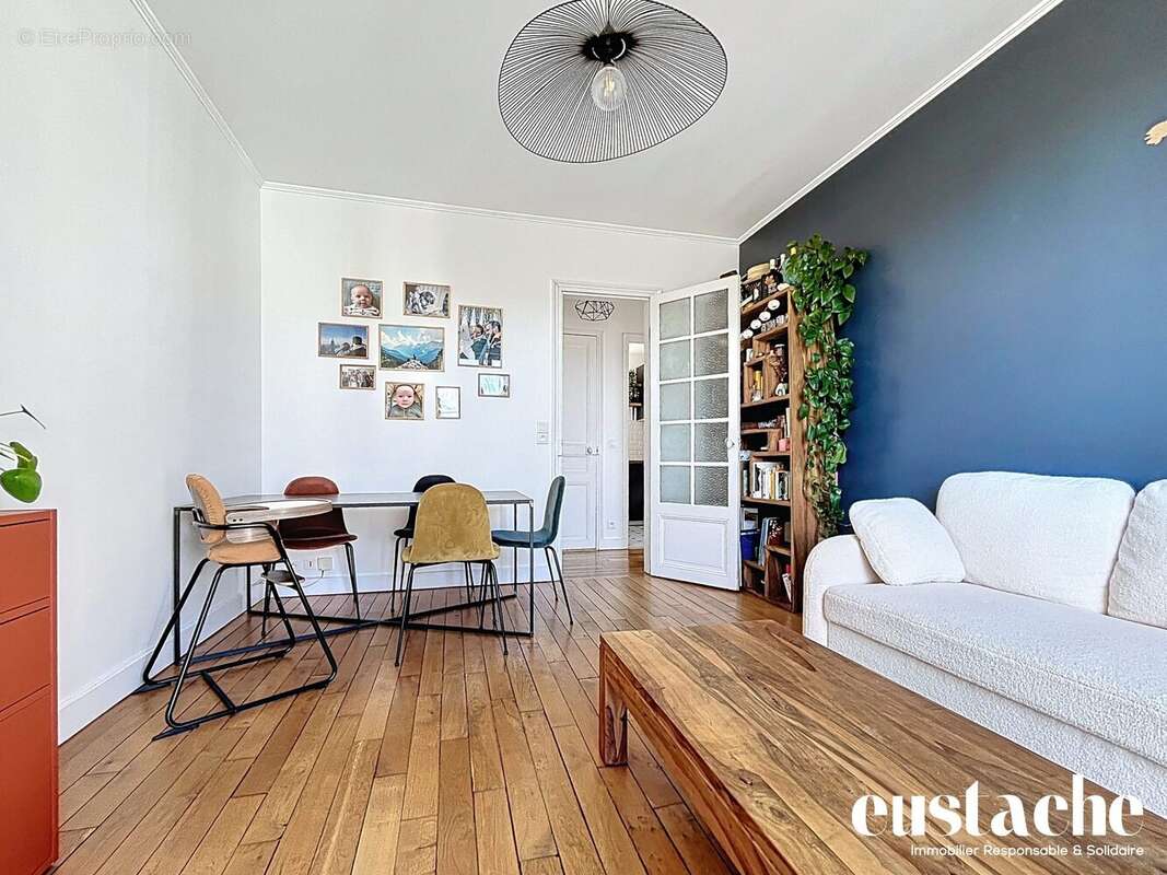 Appartement à PARIS-19E