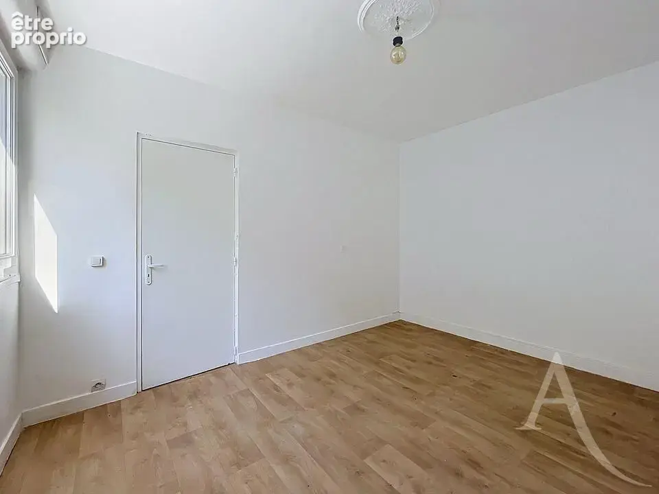 Appartement F4 avec balcon, 3 chambres et DPE C à Aubergenville - photo 8
