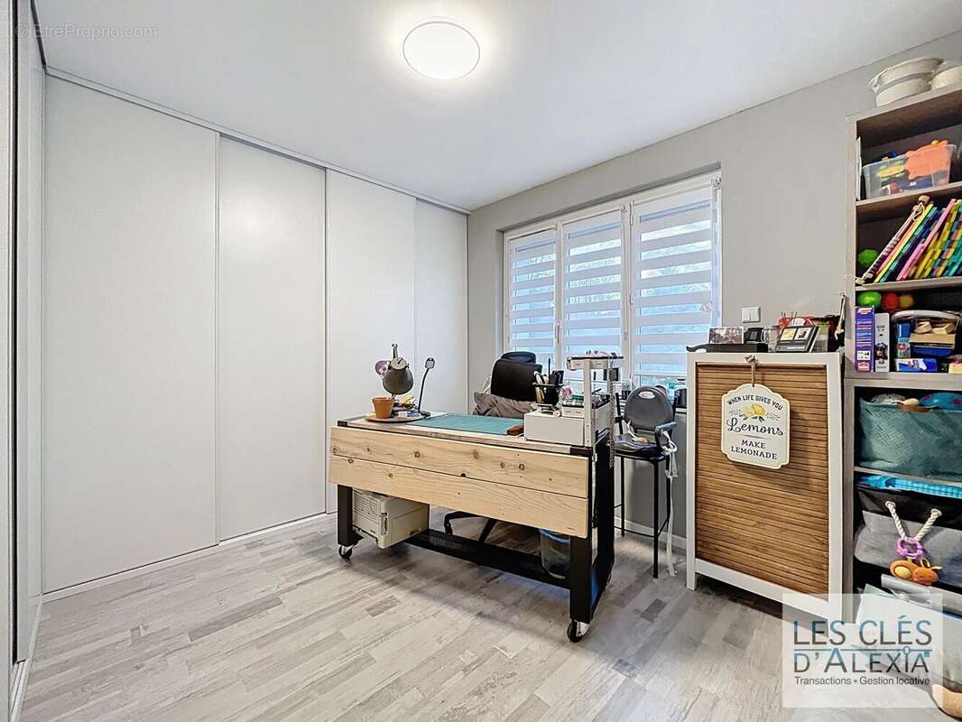 Maison à PONT-EVEQUE