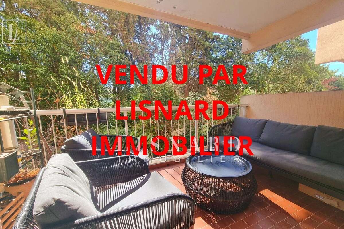 Appartement à VALLAURIS