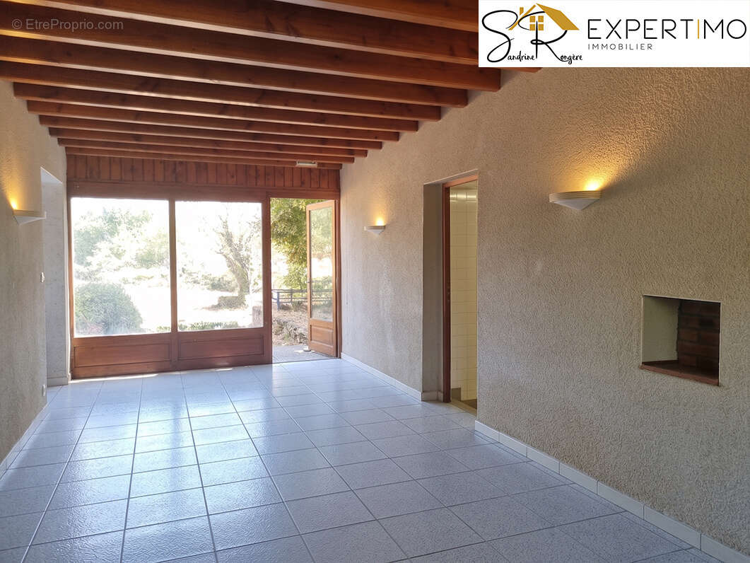 A Servant, Maison de 240 m2 sur parcelle de 2 011m2. - photo 11