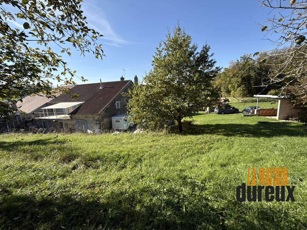 Maison à MAIZIERES-SUR-AMANCE