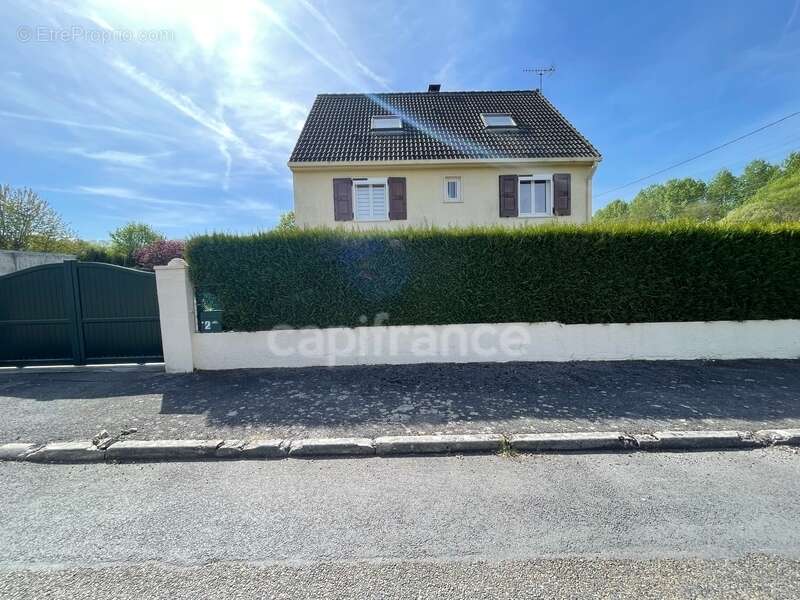 Maison à TERGNIER