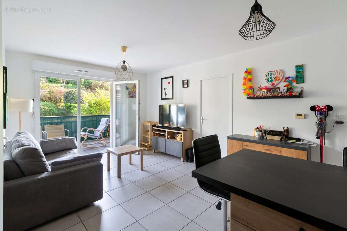 Appartement à USTARITZ