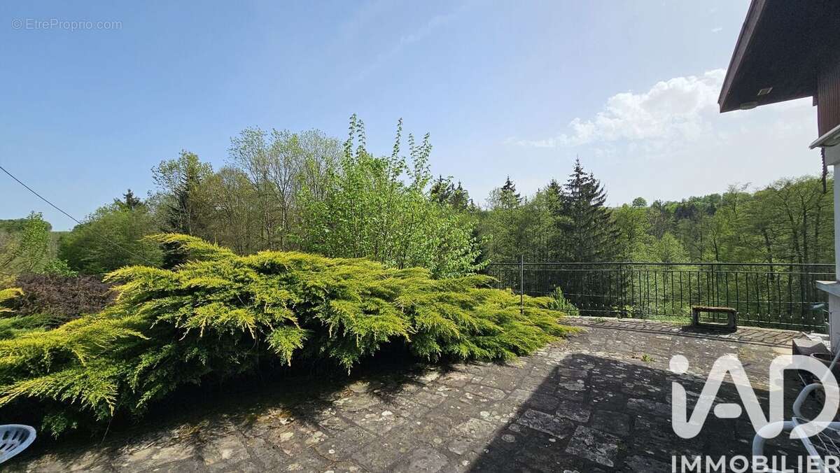 Photo 2 - Maison à UZEMAIN