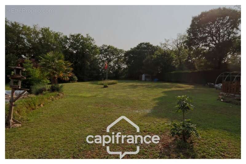 Maison à SAINT-AUBIN-DE-NABIRAT