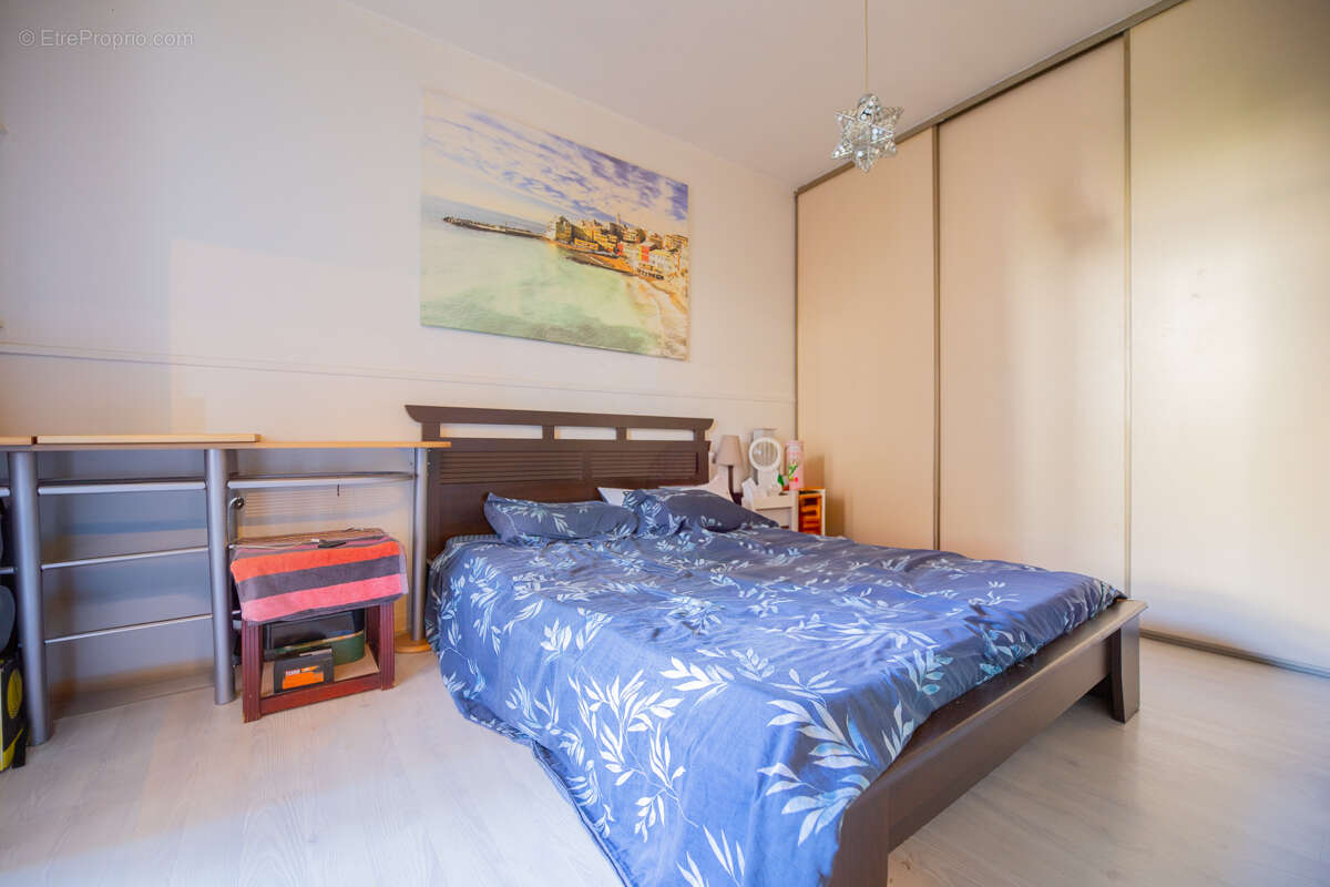 Appartement à MANDELIEU-LA-NAPOULE