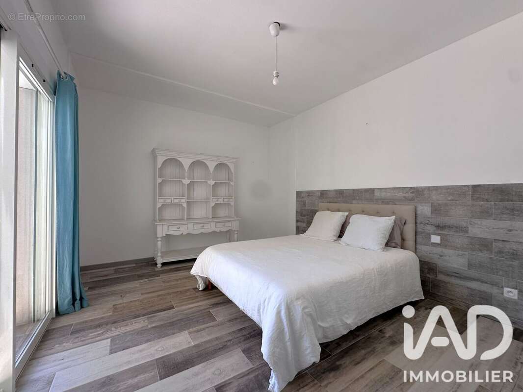 Maison 210 m² à Castillon-Du-Gard  - photo 9