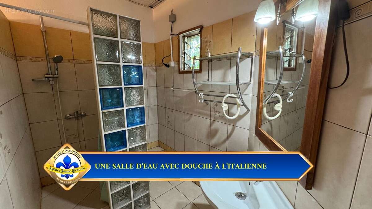 Maison à SAINT-DENIS