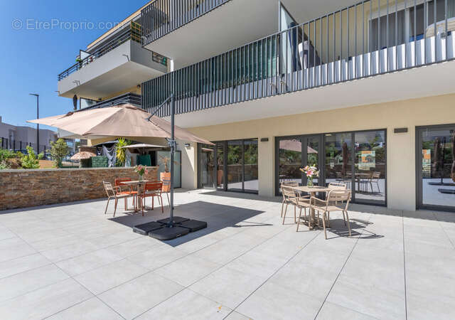 Appartement à ROQUEBRUNE-SUR-ARGENS