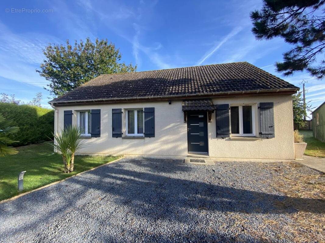 Maison à AMFREVILLE-LA-CAMPAGNE