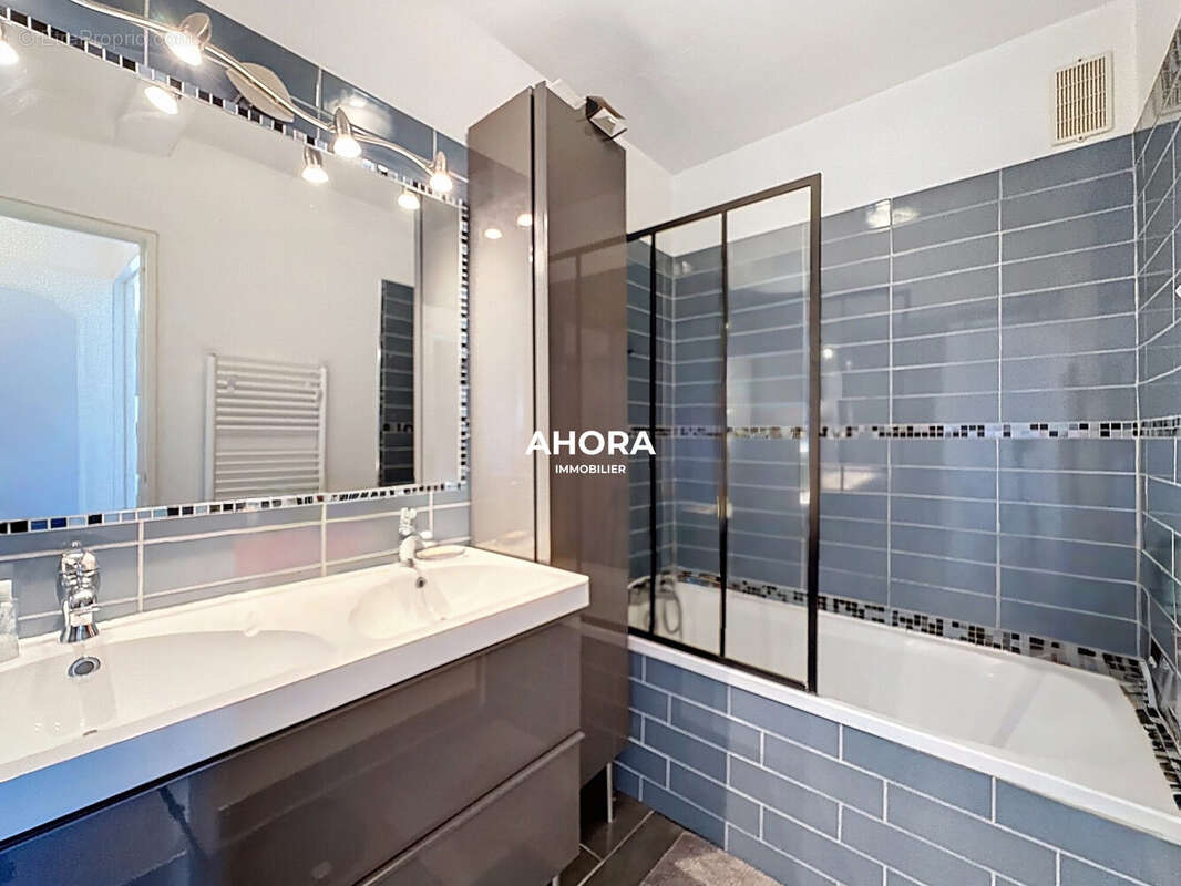 Appartement à MARSEILLE-9E