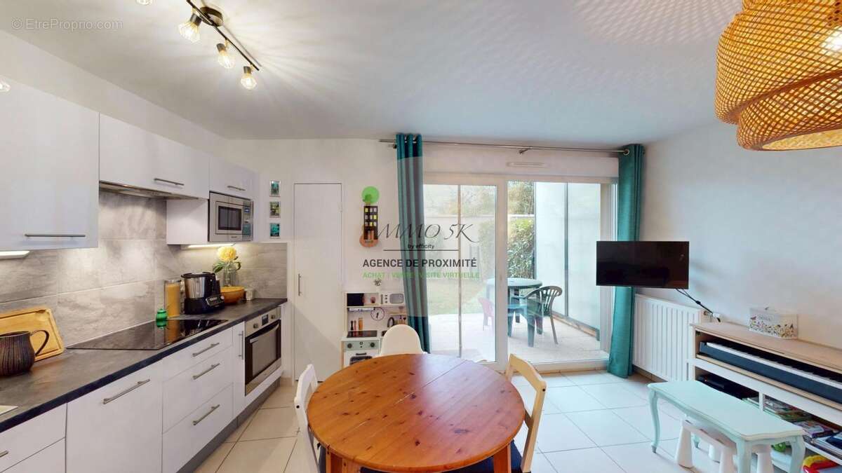 Appartement à RILLIEUX-LA-PAPE