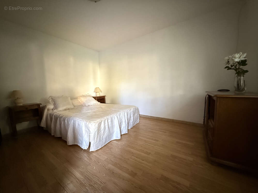 Maison à LE BLANC-MESNIL