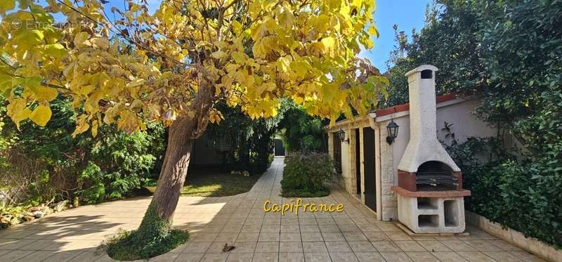 Maison à LE BLANC-MESNIL