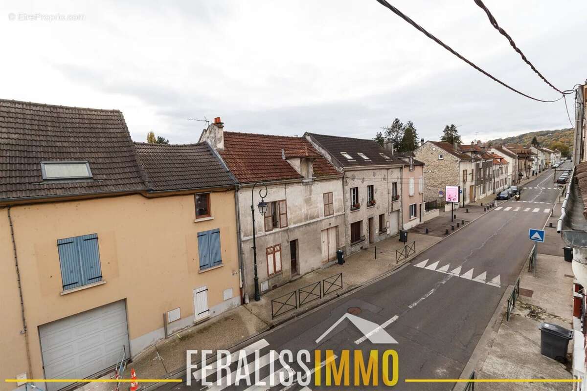 Appartement à VAUX-SUR-SEINE
