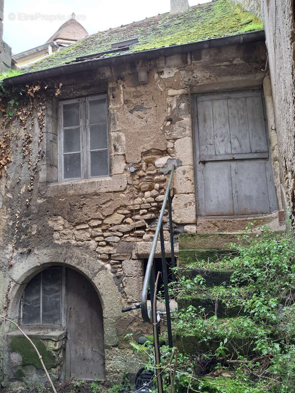 Maison à LA CHARITE-SUR-LOIRE