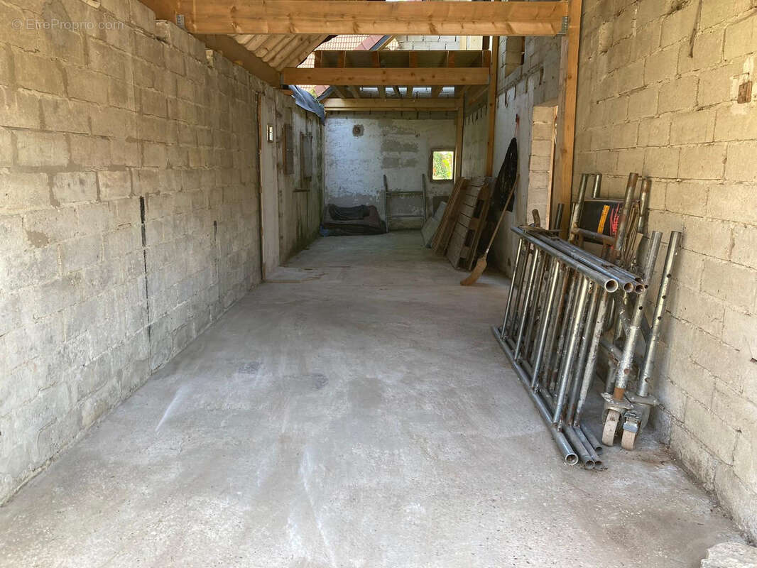 Maison à FRANGY-EN-BRESSE