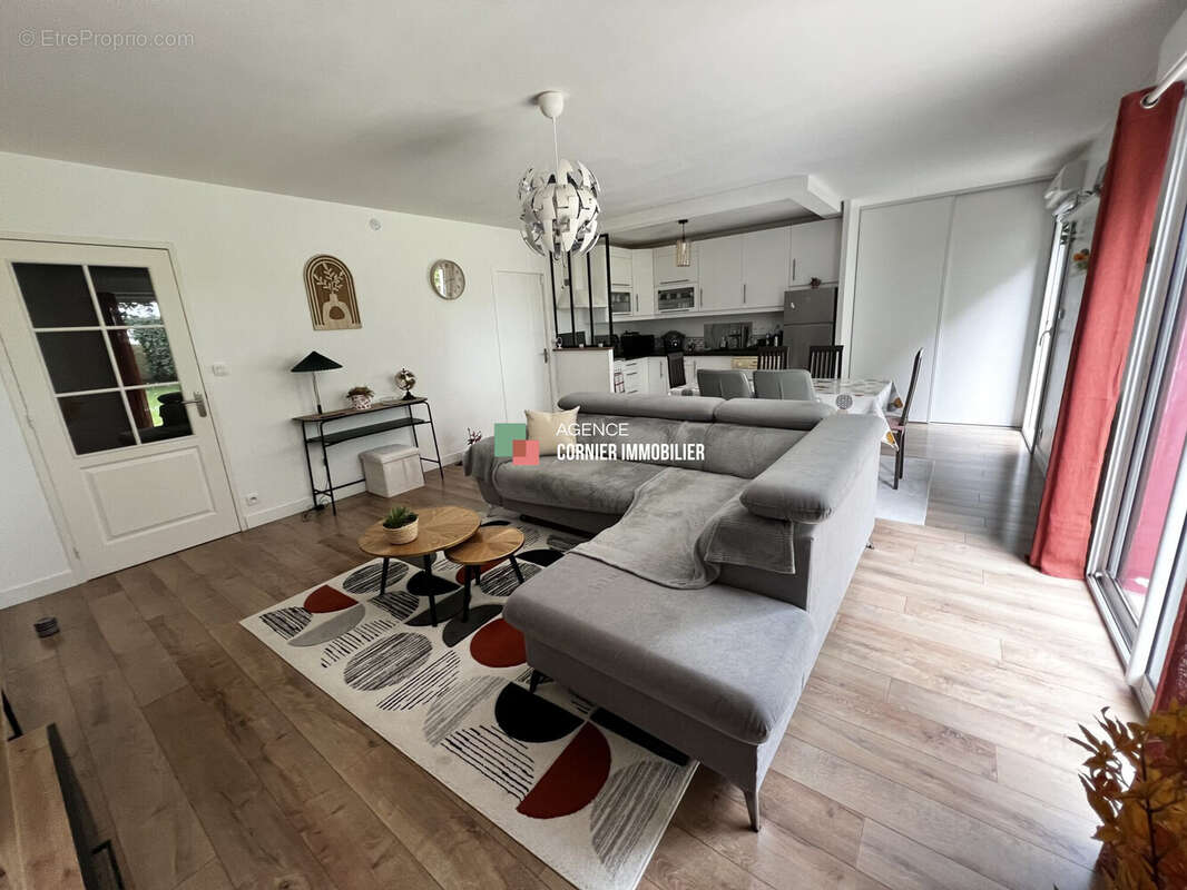 Appartement à THORIGNE-FOUILLARD