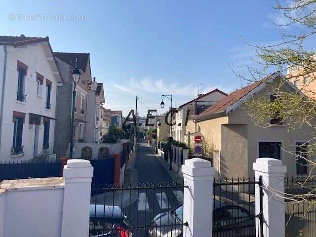 Appartement à COLOMBES