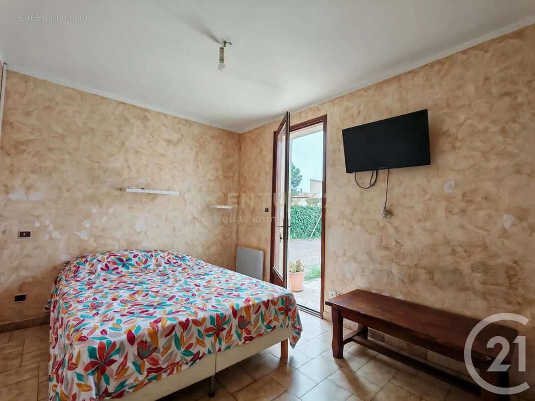 Maison à COURNONTERRAL