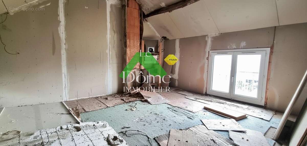 Maison à SAINT-CREPIN-IBOUVILLERS