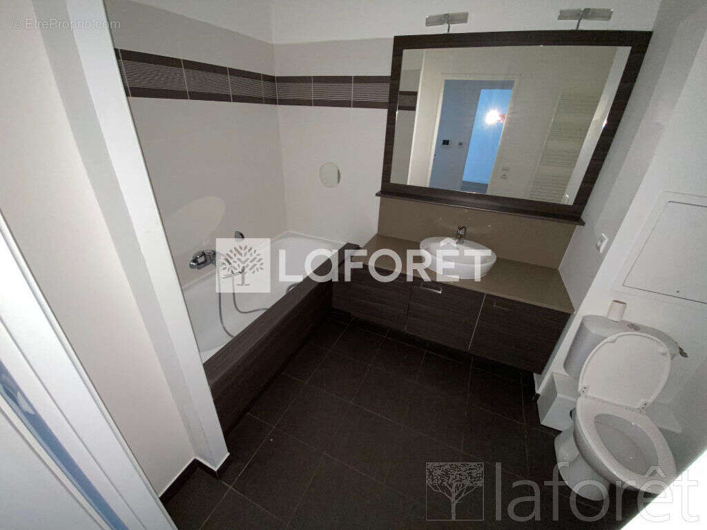 Appartement à vendre à Suresnes 2 pièces avec jardin privatif, terrasse et parking Résidence récente - photo 11