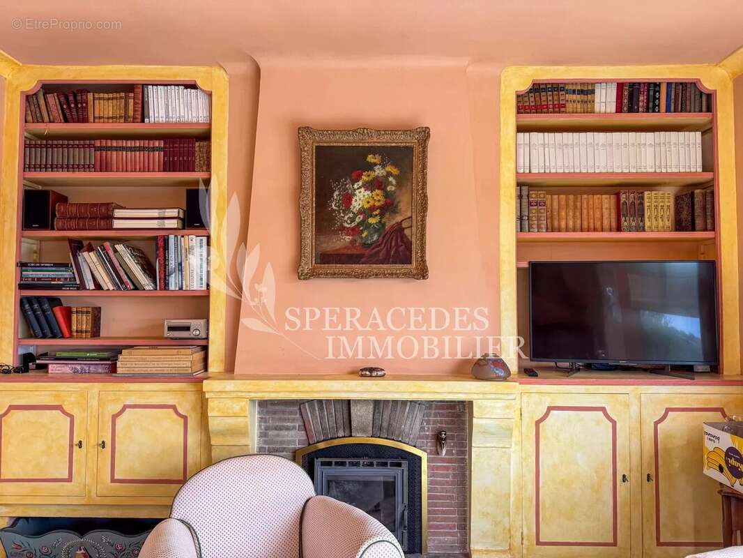 Maison à SPERACEDES