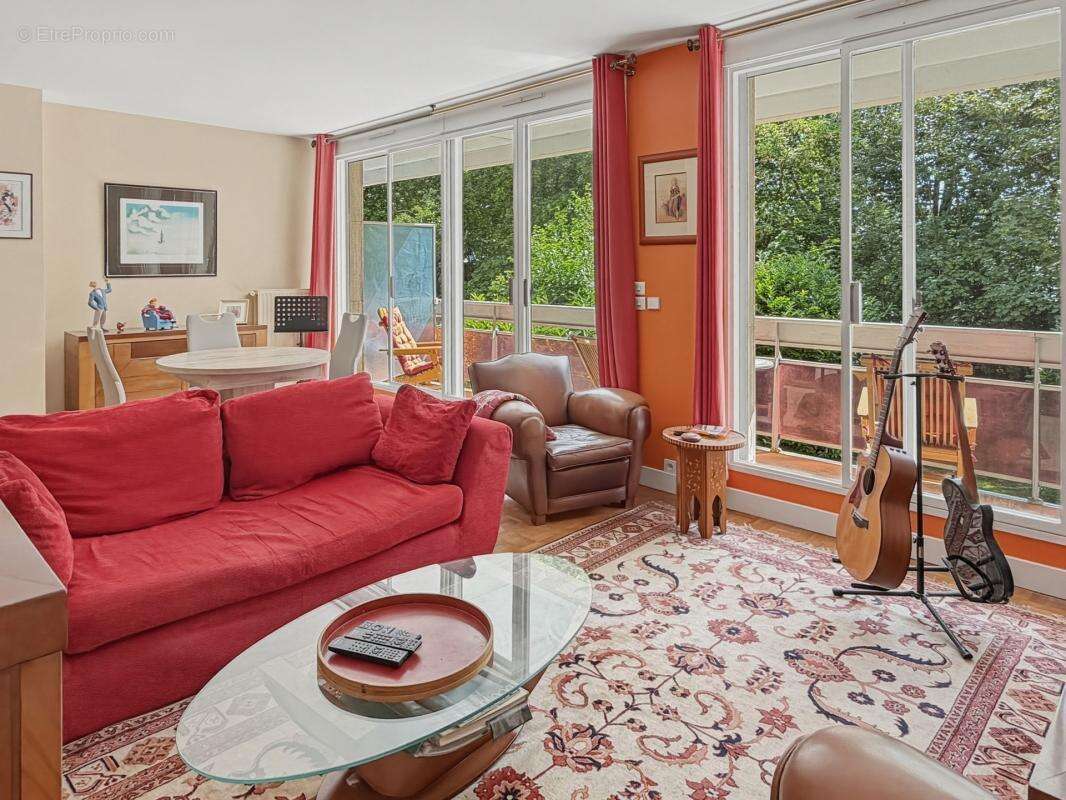Appartement à MAREIL-MARLY