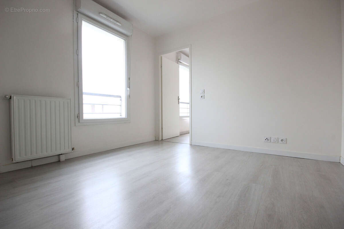 Appartement à LE BLANC-MESNIL