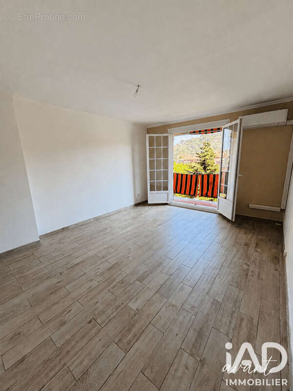Photo 2 - Appartement à VALLAURIS