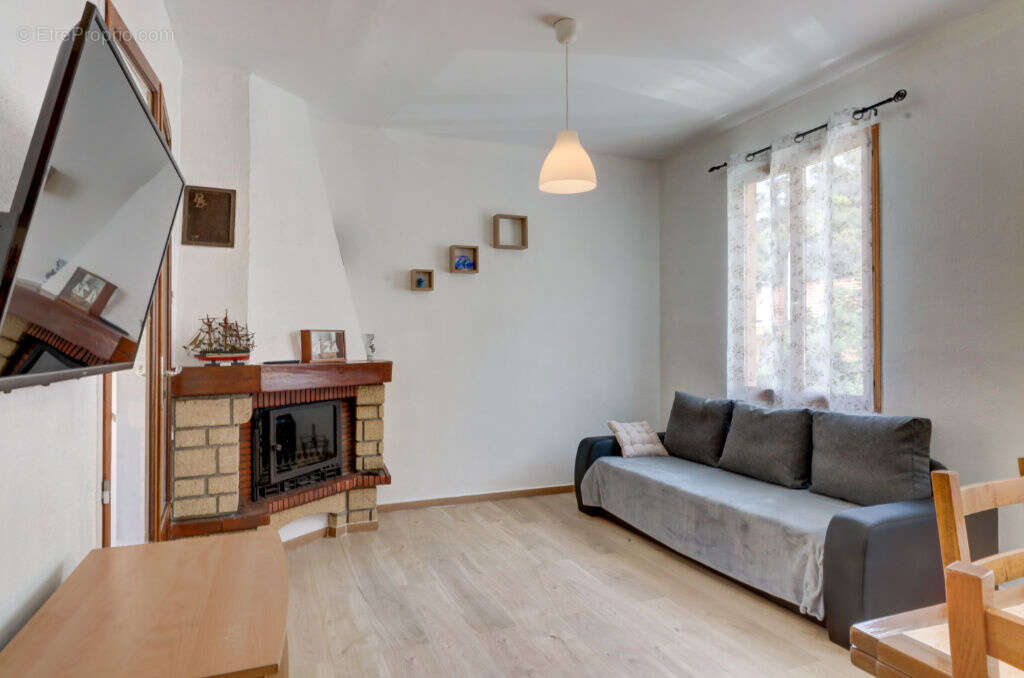 Maison à THEOULE-SUR-MER