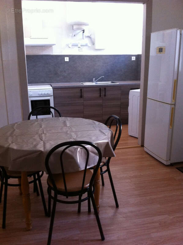 Maison à FONTCOUVERTE