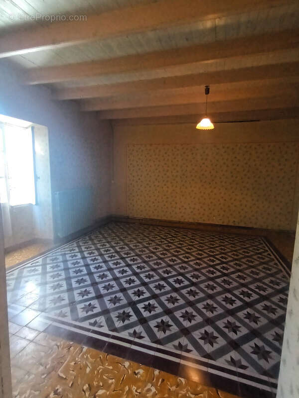 Maison à LAUZERTE