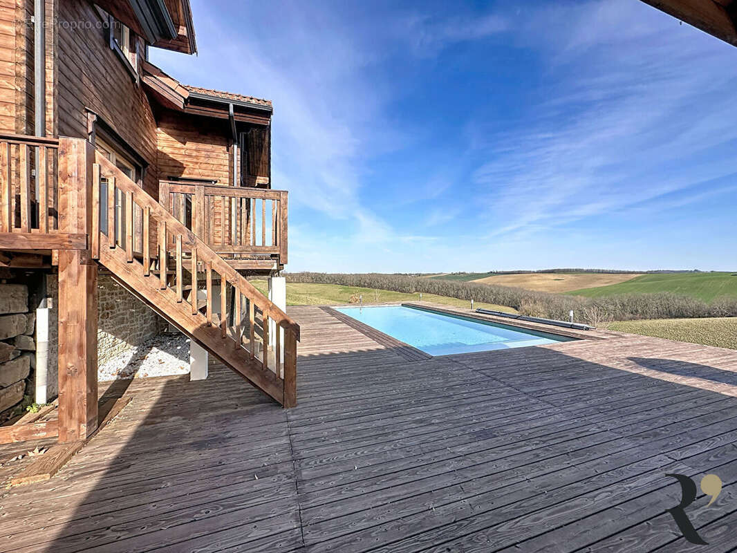 Maison à MONTASTRUC-LA-CONSEILLERE