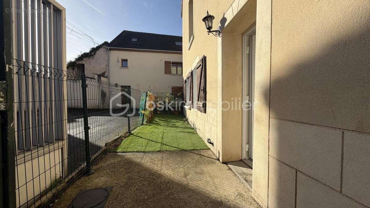 Maison à NANTEUIL-LES-MEAUX