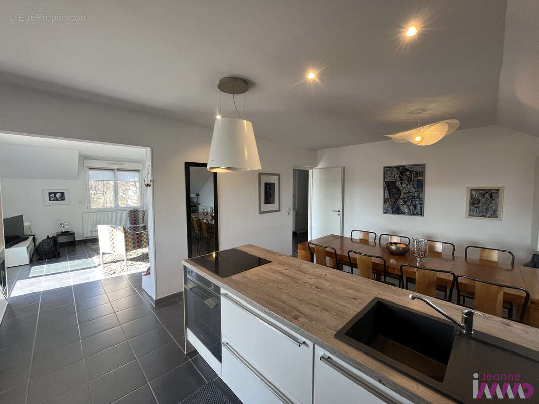 Appartement à BAVILLIERS