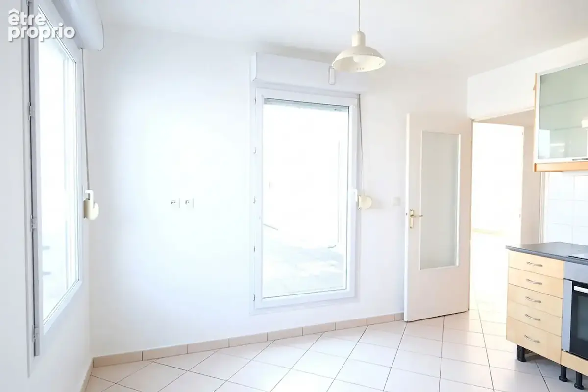 Appartement Villeurbanne 4 pièce(s) 100.89 m2 - Lumineux rooftop avec 74 m² de terrasses - 3 chambres dont une suite - cave, sta - photo 6