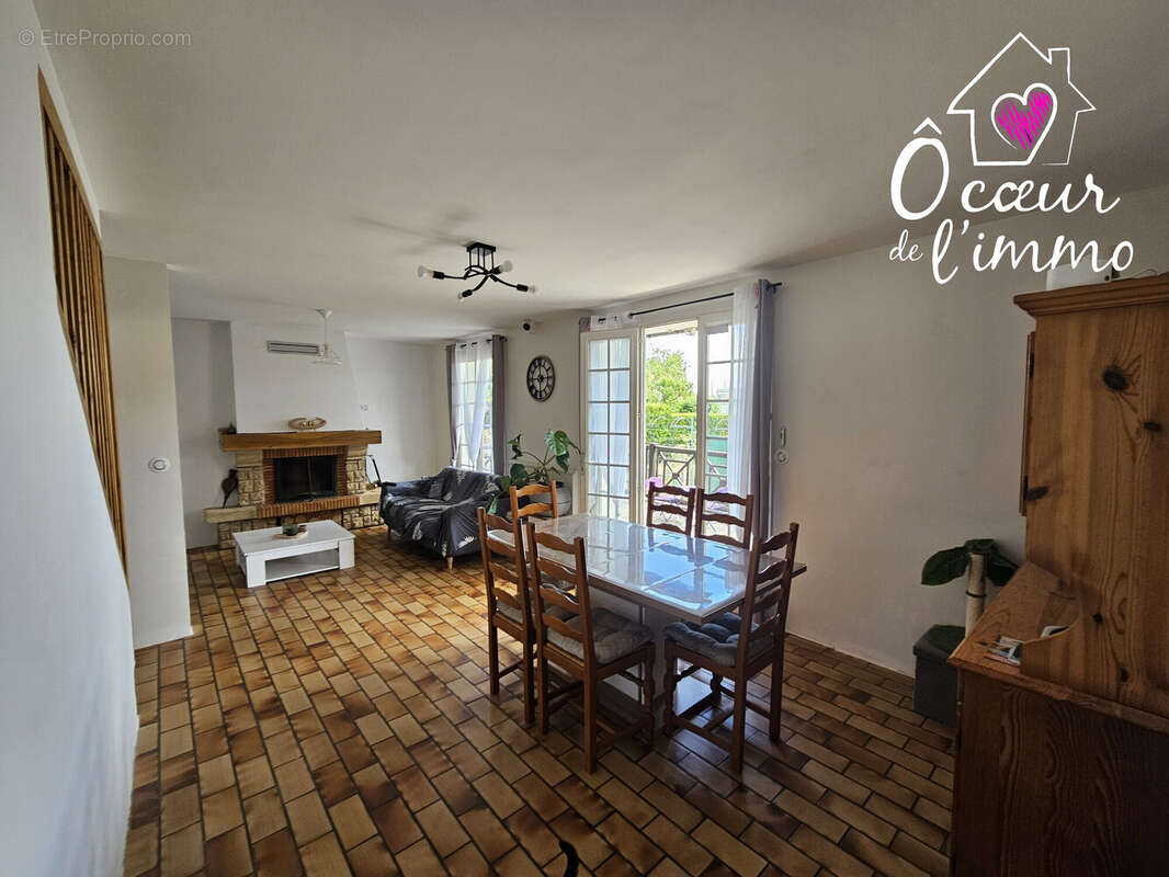 Maison 105 m² à Vezins  - photo 4