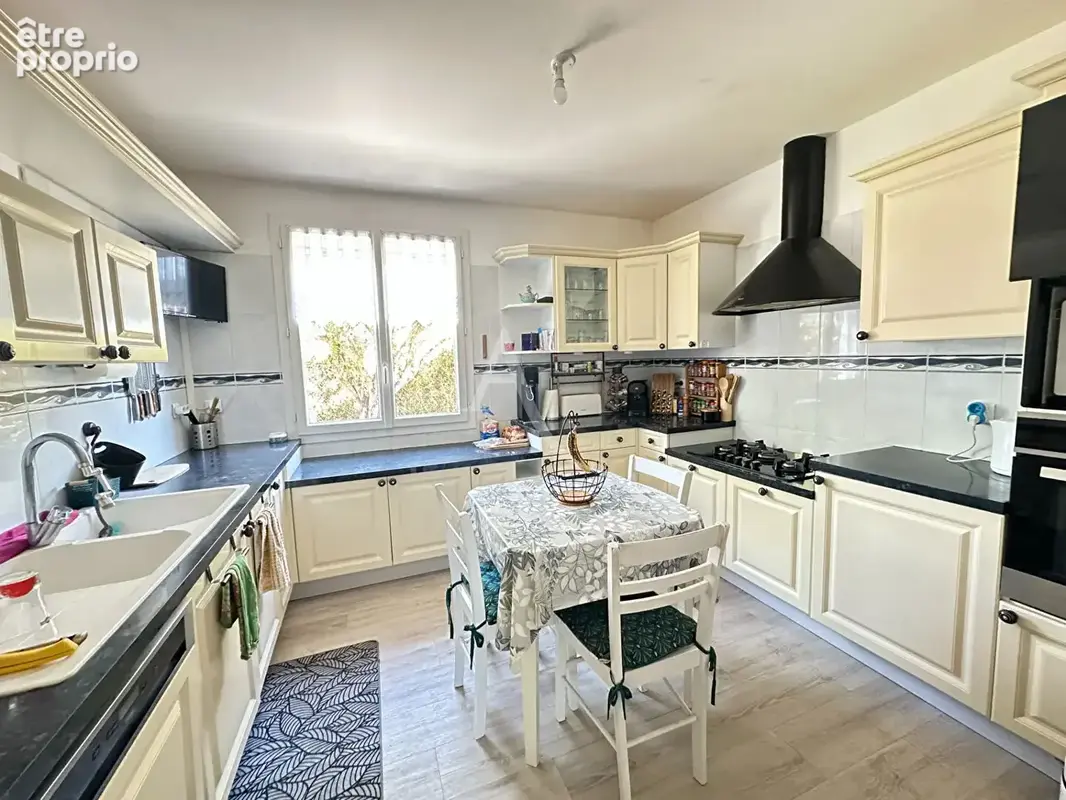 Maison 2 chambres à vendre à Maché avec 70 m² de garage - photo 6