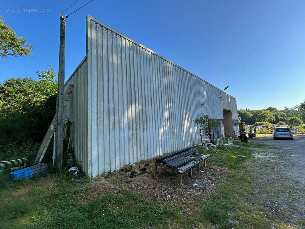 Commerce à PONT-L&#039;ABBE